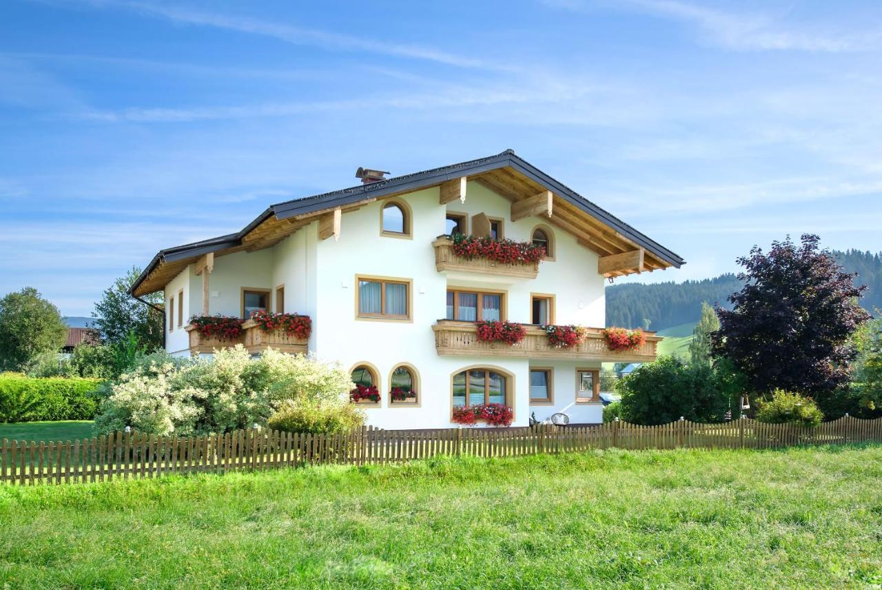 Appartement-Gaestehaus Ursula Flachau Exteriér fotografie