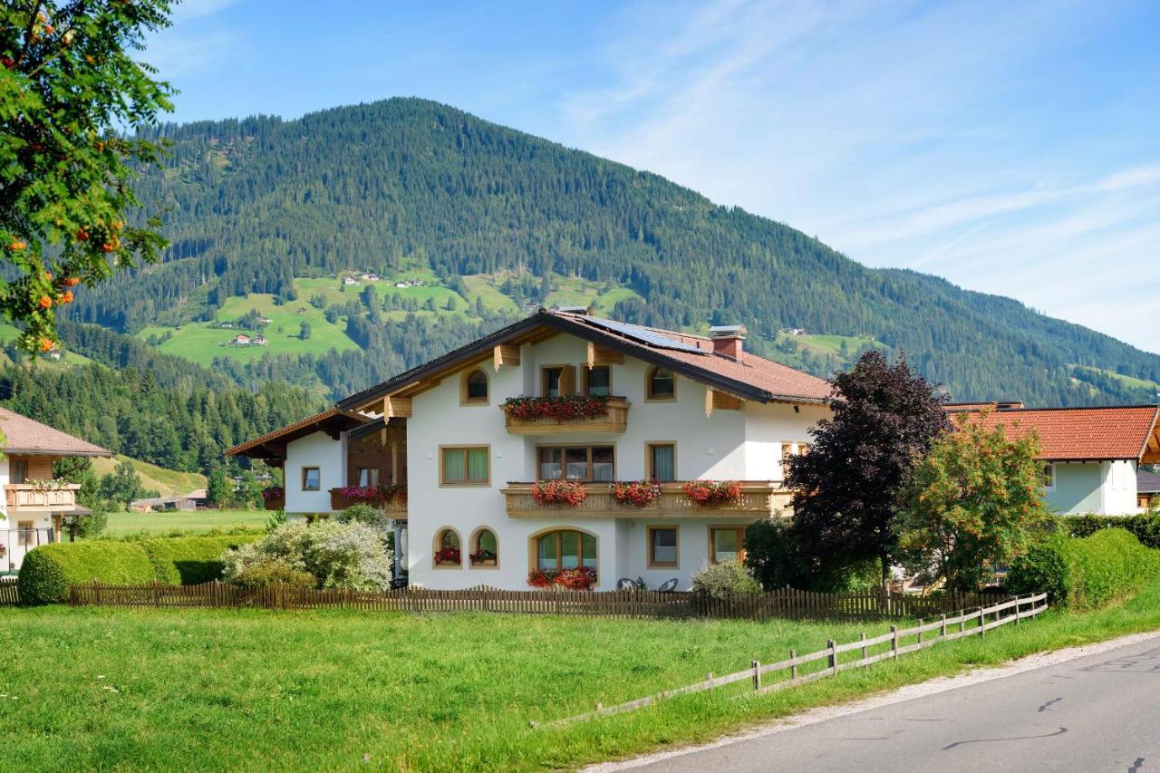 Appartement-Gaestehaus Ursula Flachau Exteriér fotografie